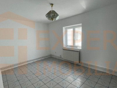 Casa, de inchiriat, termen lung, situata in zona Inel II