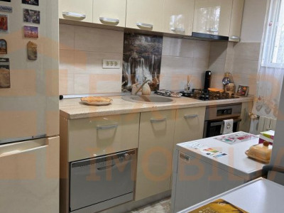 Apartament 2 camere, decomandat situat in zona City Park Mall - Filicori