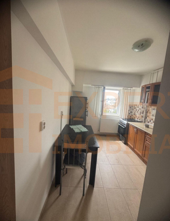Apartament 2 camere situat in zona Trocadero