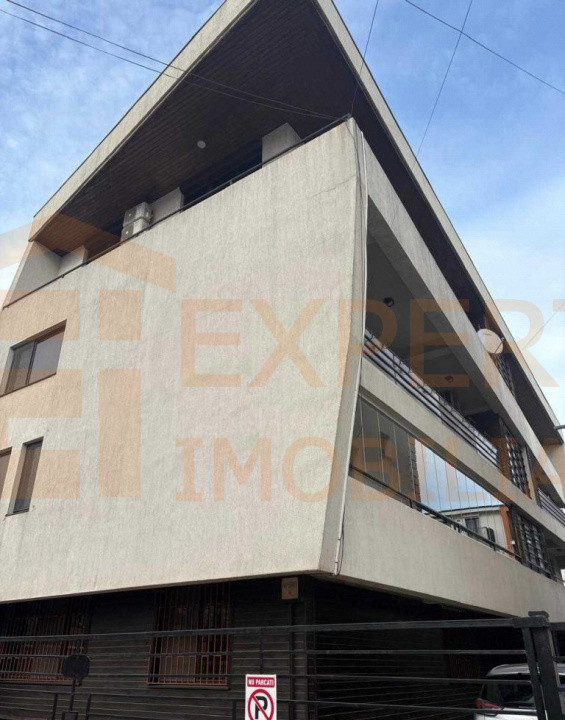 Apartament 3 camere situat in Compozitori