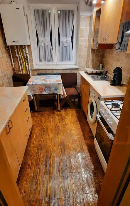 Apartament cu 3 camere in zona TOMIS NORD-ROVERE