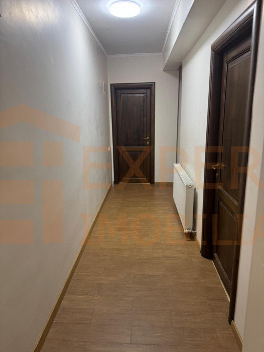 Casă modernă situată în zona Dacia