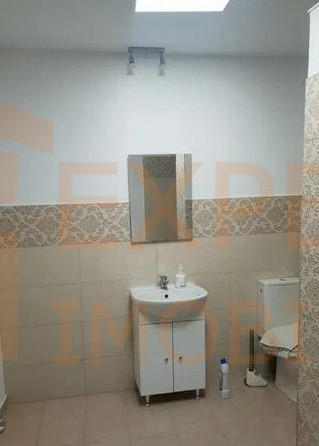 Casă modernă situată în zona Dacia