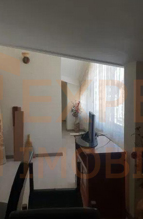 Casă modernă situată în zona Dacia