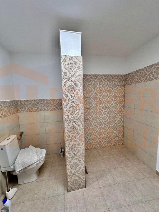 Casă modernă situată în zona Dacia