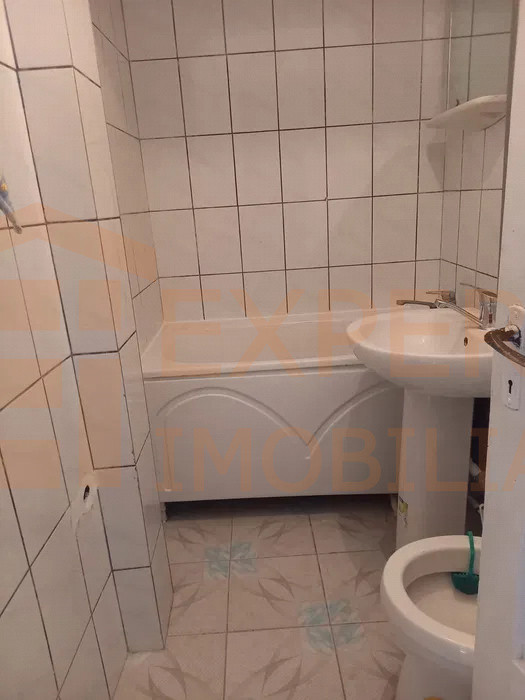 Garsonieră situată in zona CET