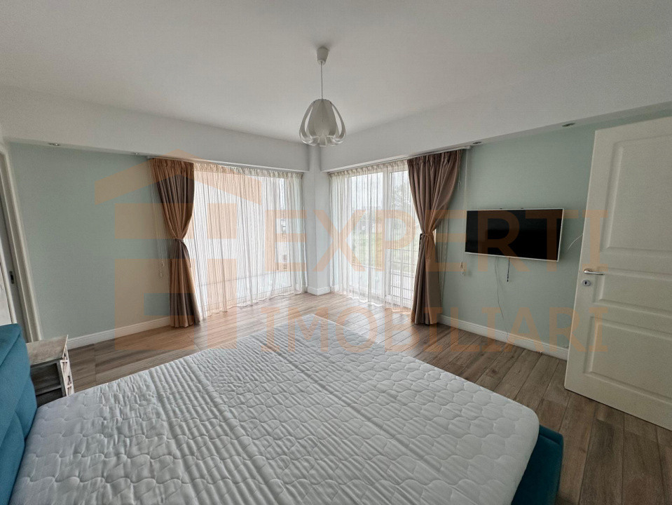 Proprietate deosebită, situată în zona Palazu Mare