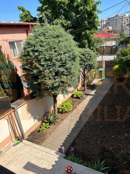 Vila P+1+M, termen lung - zona Trocadero