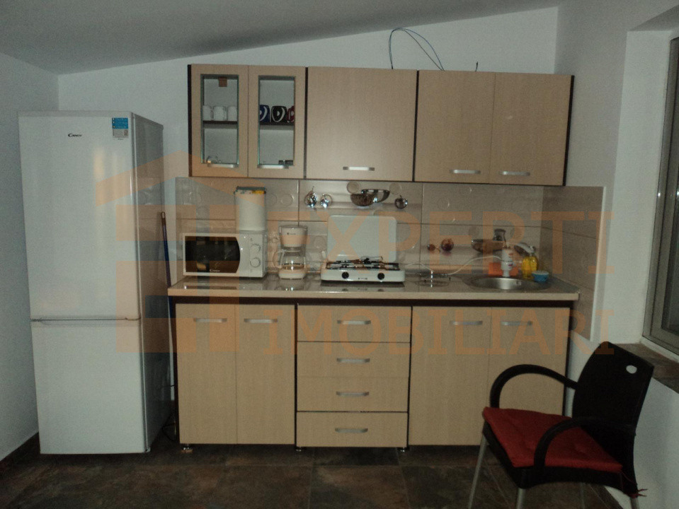 Apartament 3 camere - ultracentral - zona Eforie Nord