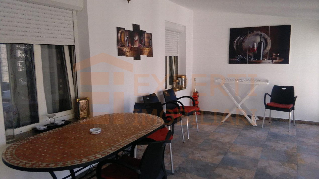 Apartament 3 camere - ultracentral - zona Eforie Nord