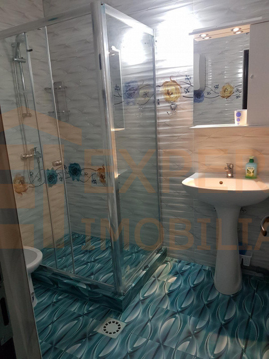 Apartament 3 camere - ultracentral - zona Eforie Nord