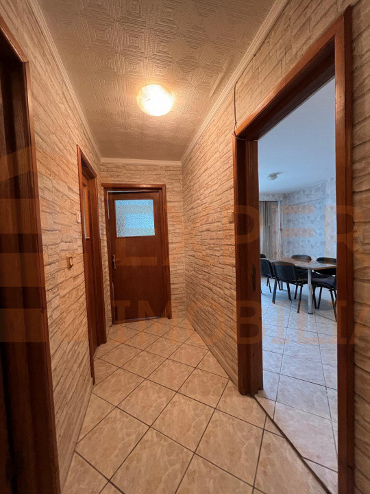Apartament 4 camere zona Faleza Nord
