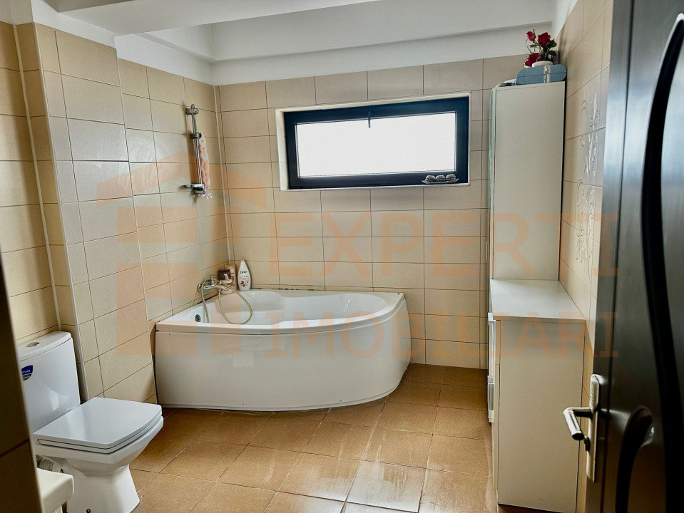 Apartament 3 camere situat in zona COICIU