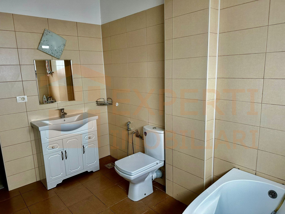 Apartament 3 camere situat in zona COICIU