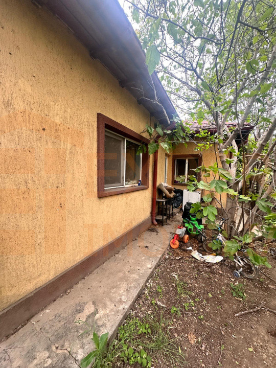 Casă situată în zona Coiciu