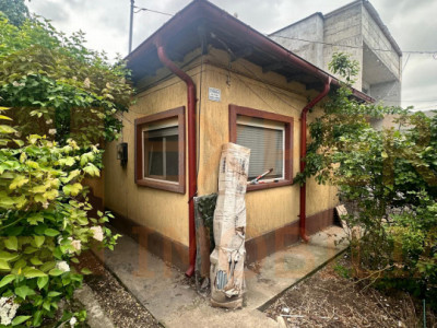 Casă situată în zona Coiciu