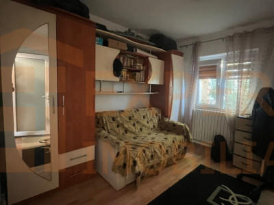Apartament 2 camere, decomandat - zona Poarta 6