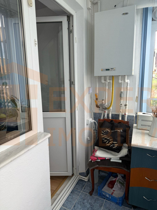 Apartament 3 camere situat in zona Tomis Nord - Rovere