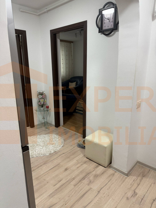 Apartament 3 camere situat in zona Tomis Nord - Rovere