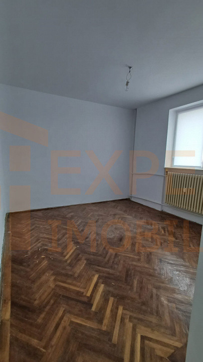 Apartament 2 camere, termen lung, zona Salvare