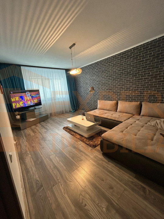 Apartament 2 camere Casa de Cultură