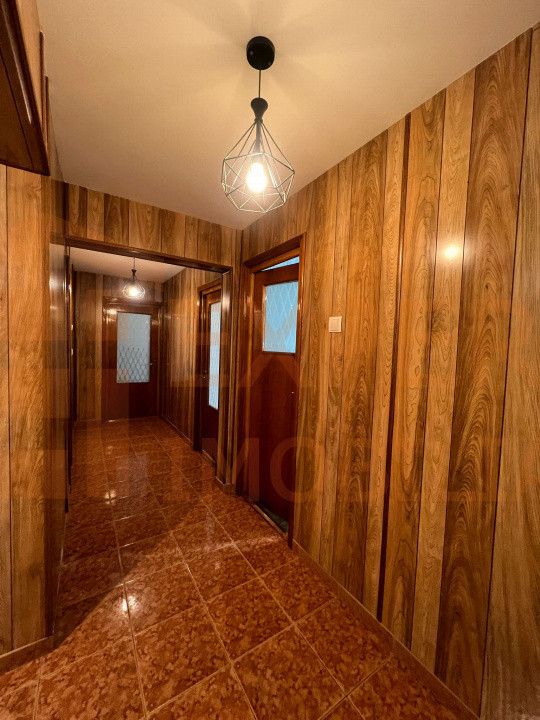 Apartament 3 camere zona Trocadero