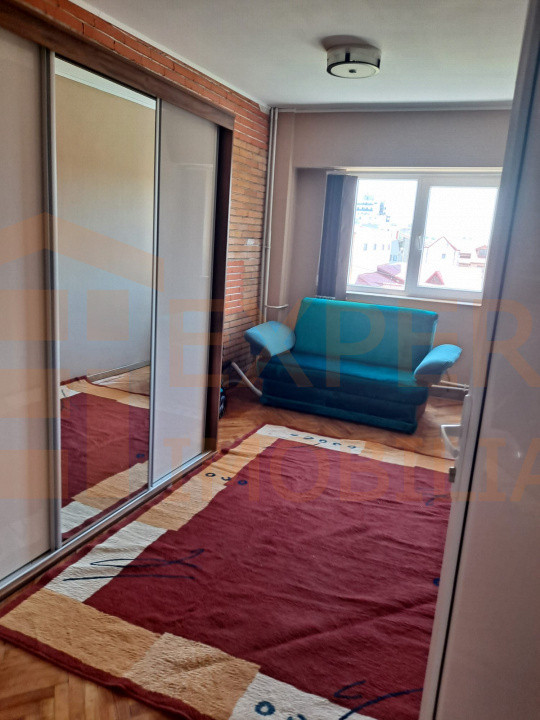 Apartament 3 camere zona Victoria