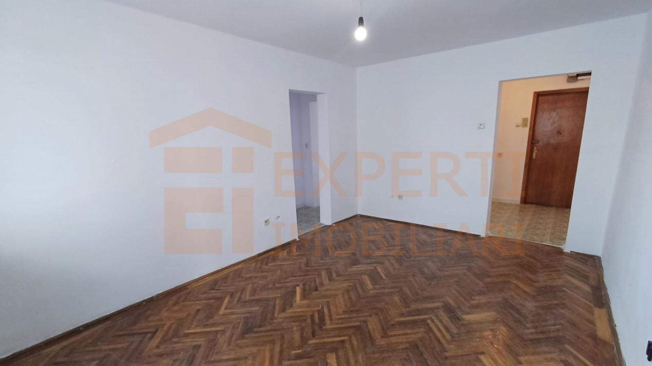 Apartament 2 camere zona Salvare