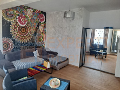 Apartament cochet zona Mamaia Nord-Hotel Opera