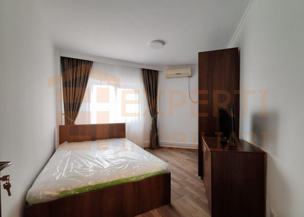 Apartament 3 camere zona Capitol