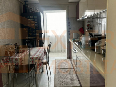 Apartament 3 camere zona Dacia
