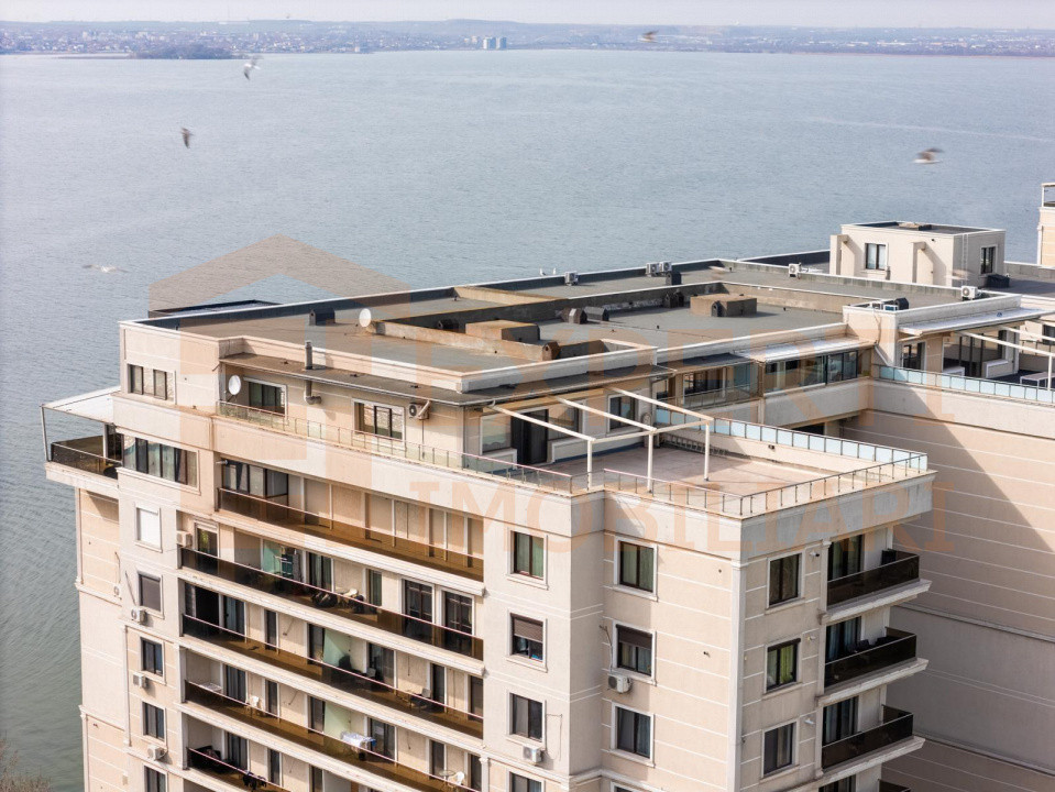 Penthouse unicat la malul lacului – lux, spațiu, priveliște de vis