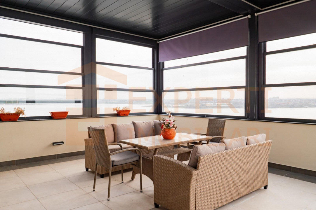 Penthouse unicat la malul lacului – lux, spațiu, priveliște de vis