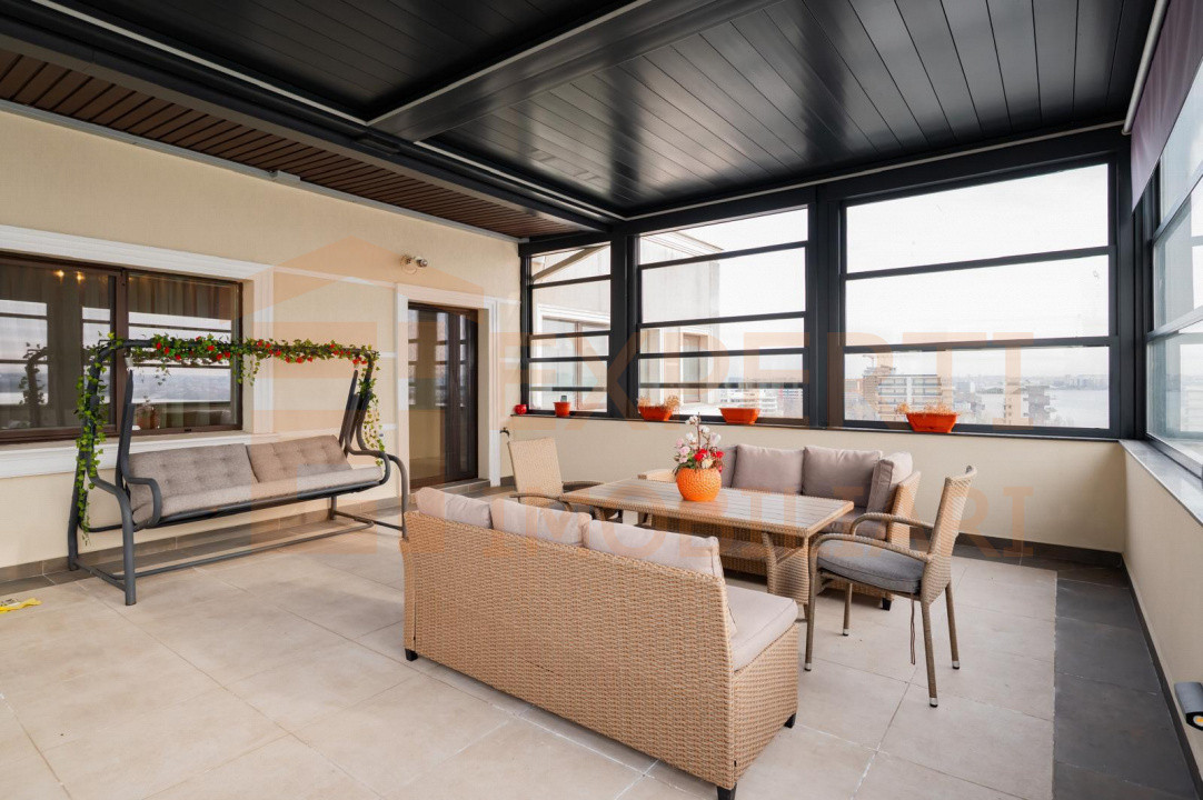 Penthouse unicat la malul lacului – lux, spațiu, priveliște de vis