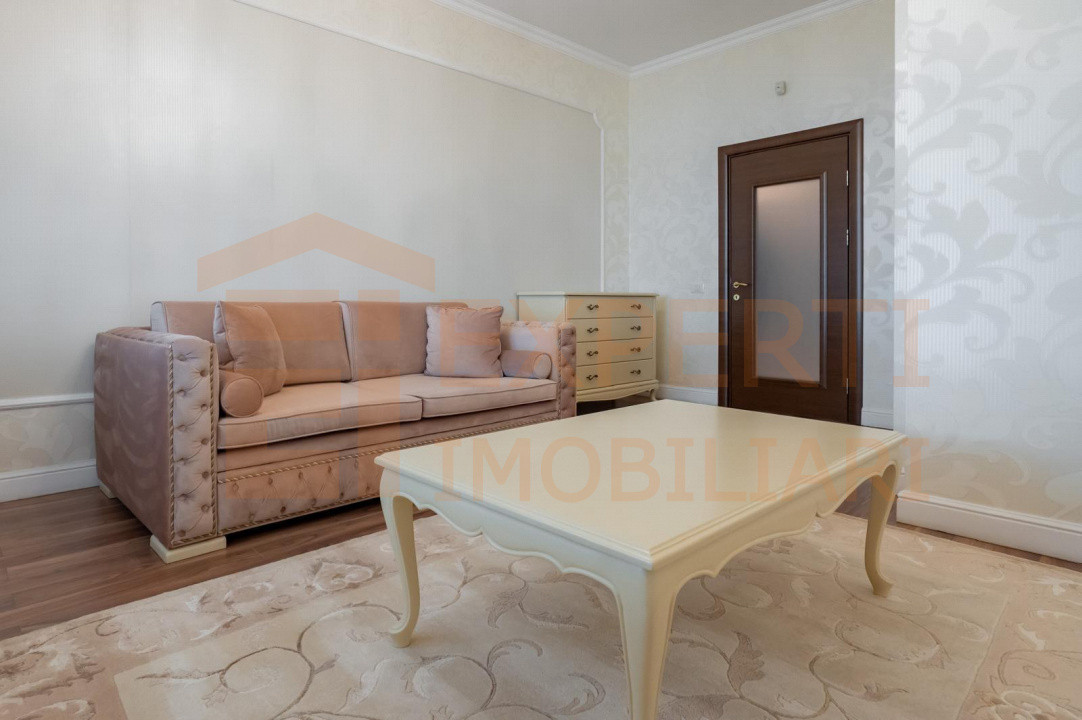 Penthouse unicat la malul lacului – lux, spațiu, priveliște de vis
