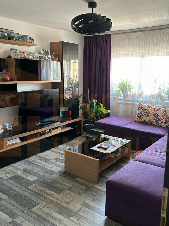 Apartament 3 camere Poarta 6