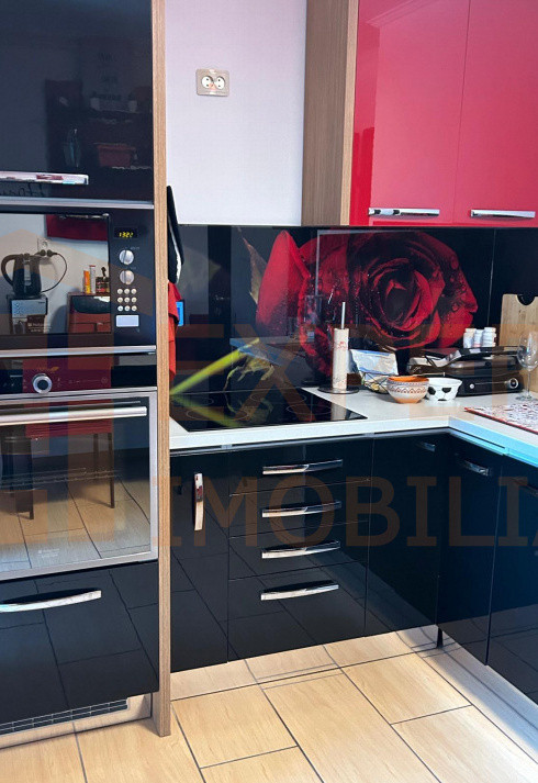 Apartament 3 camere Poarta 6
