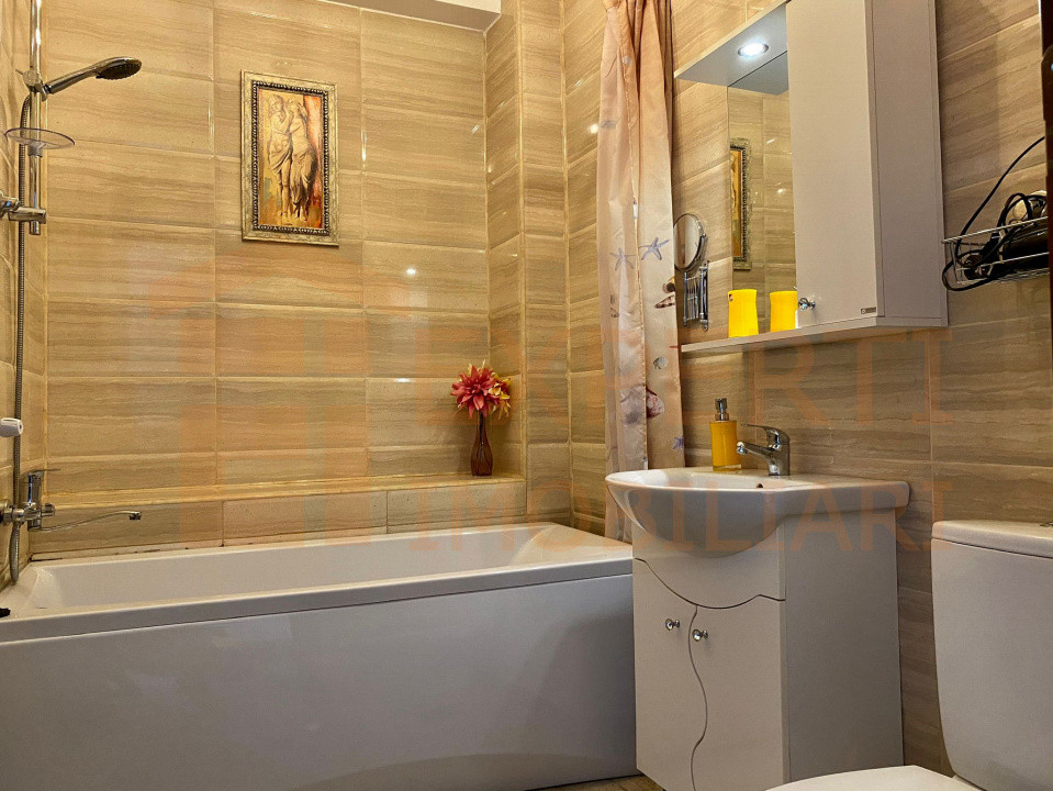 Apartament 3 camere zona Mamaia Nord