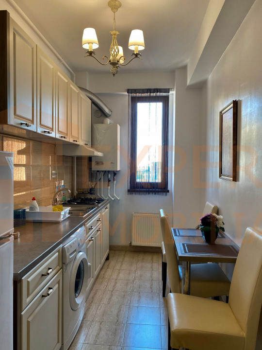 Apartament 3 camere zona Mamaia Nord