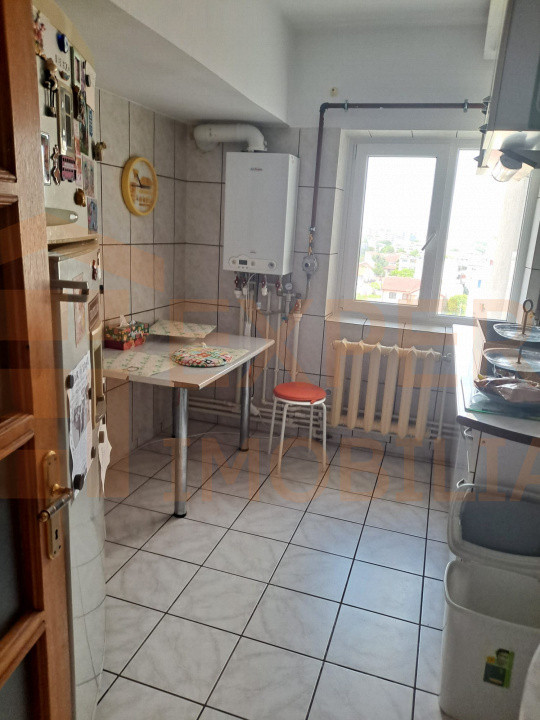 Apartament 4 camere zona Trocadero