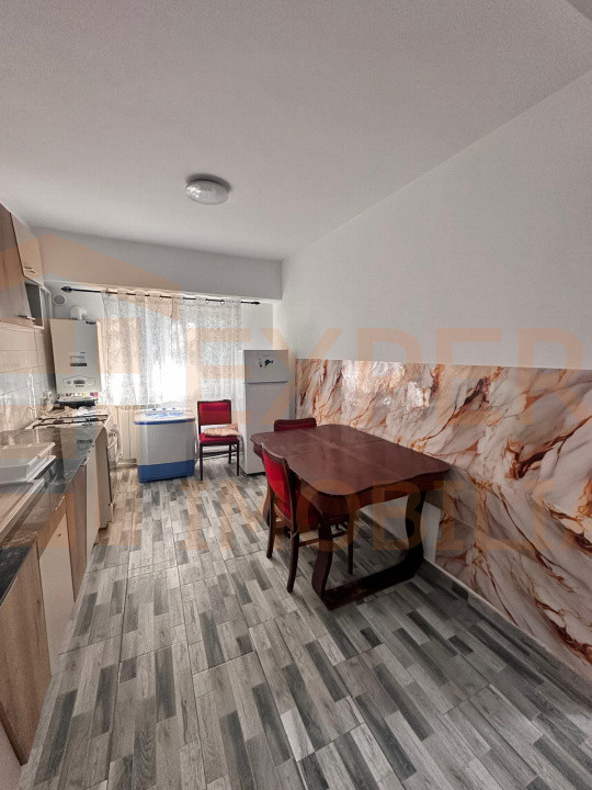 Apartament 3 camere, termen lung, zona Tomis III