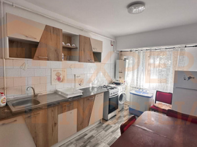 Apartament 3 camere, termen lung, zona Tomis III