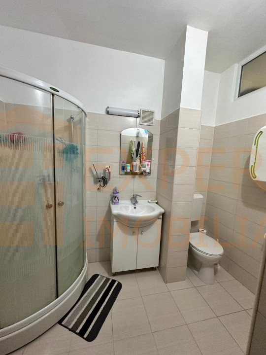 Apartament 3 camera zona Cazino Constanța