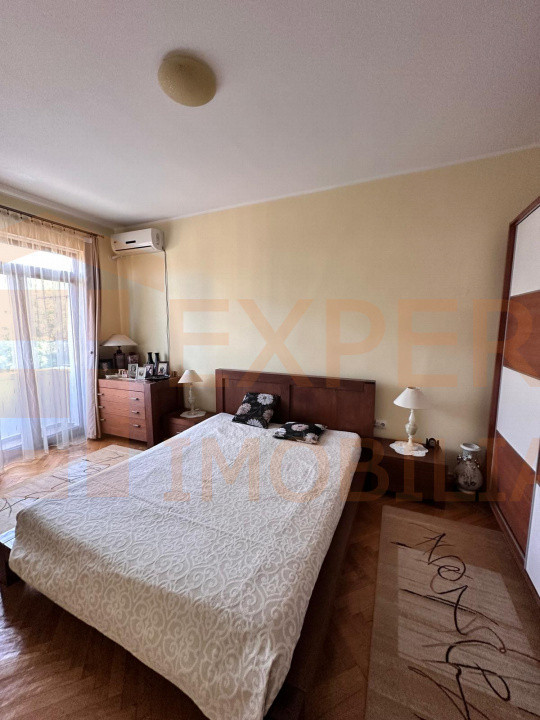 Apartament 3 camera zona Cazino Constanța