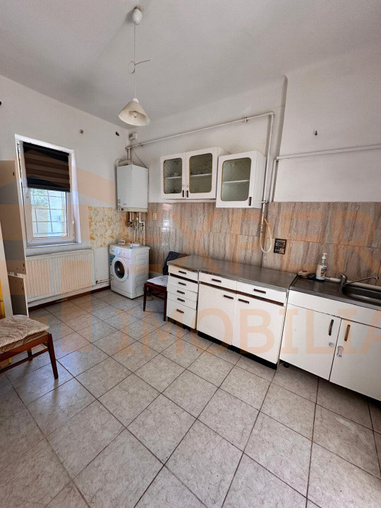 Proprietate 2 corpuri situată in zona Tomis I