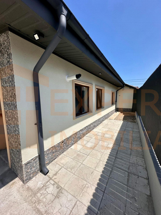 Casa 3 camere situata in zona Palazu Mare