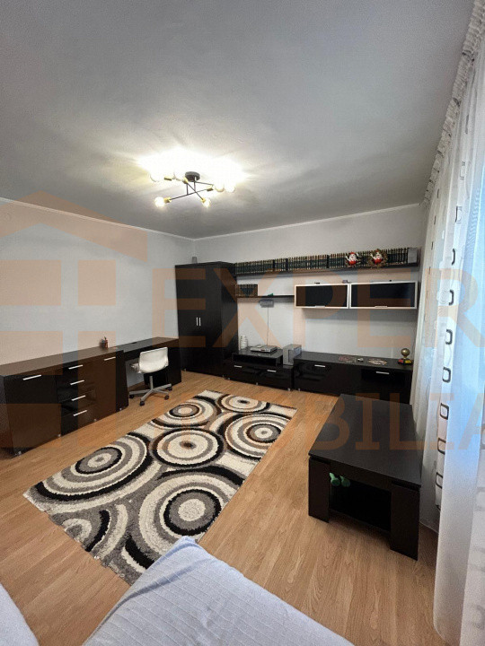 Apartament 3 camere situat în zona Institutul de Marină