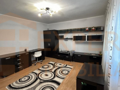 Apartament 3 camere situat în zona Institutul de Marină