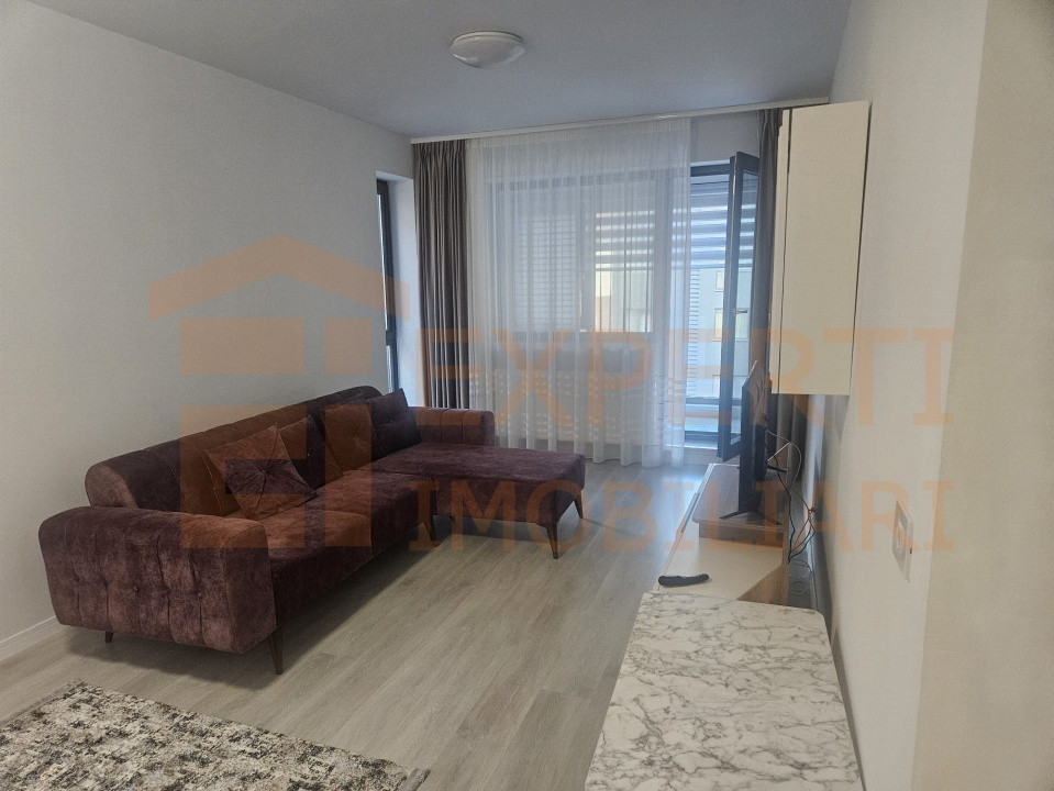 Apartament 3 camere, termen lung, zona Tomis Plus