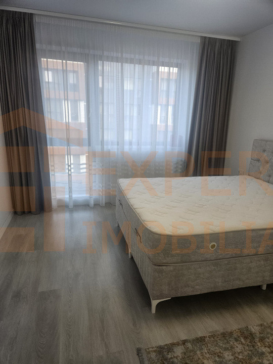 Apartament 3 camere, termen lung, zona Tomis Plus